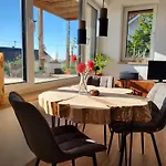 Appartement Sauna, Terrasse, Fernblick & Design - Modern-gemuetliche Am *