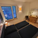 Sauna, Terrasse, Fernblick & Design - Modern-gemuetliche Am