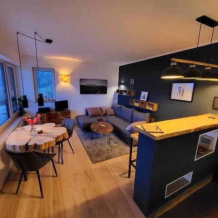 Sauna, Terrasse, Fernblick & Design - Modern-gemuetliche Am Appartement Aremberg