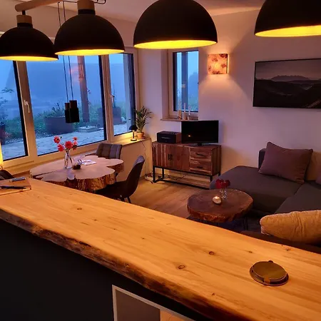 Appartement Sauna, Terrasse, Fernblick & Design - Modern-gemuetliche Am