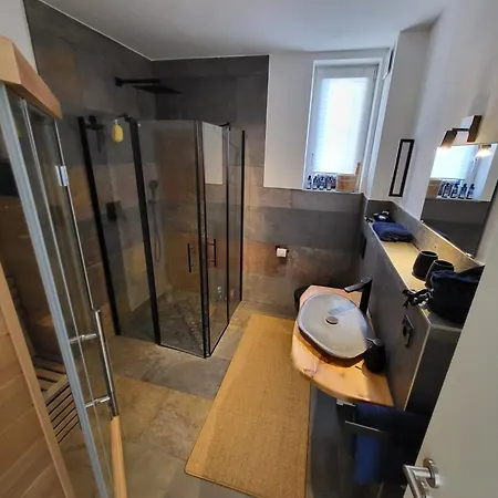 Modern-gemuetliche Mit Sauna * Aremberg